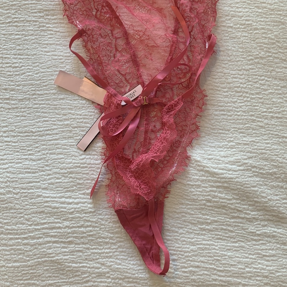 NWT Victoria’s Secret Dream Angels unlined corded lace pink teddy. Size small - Picture 10 of 10
